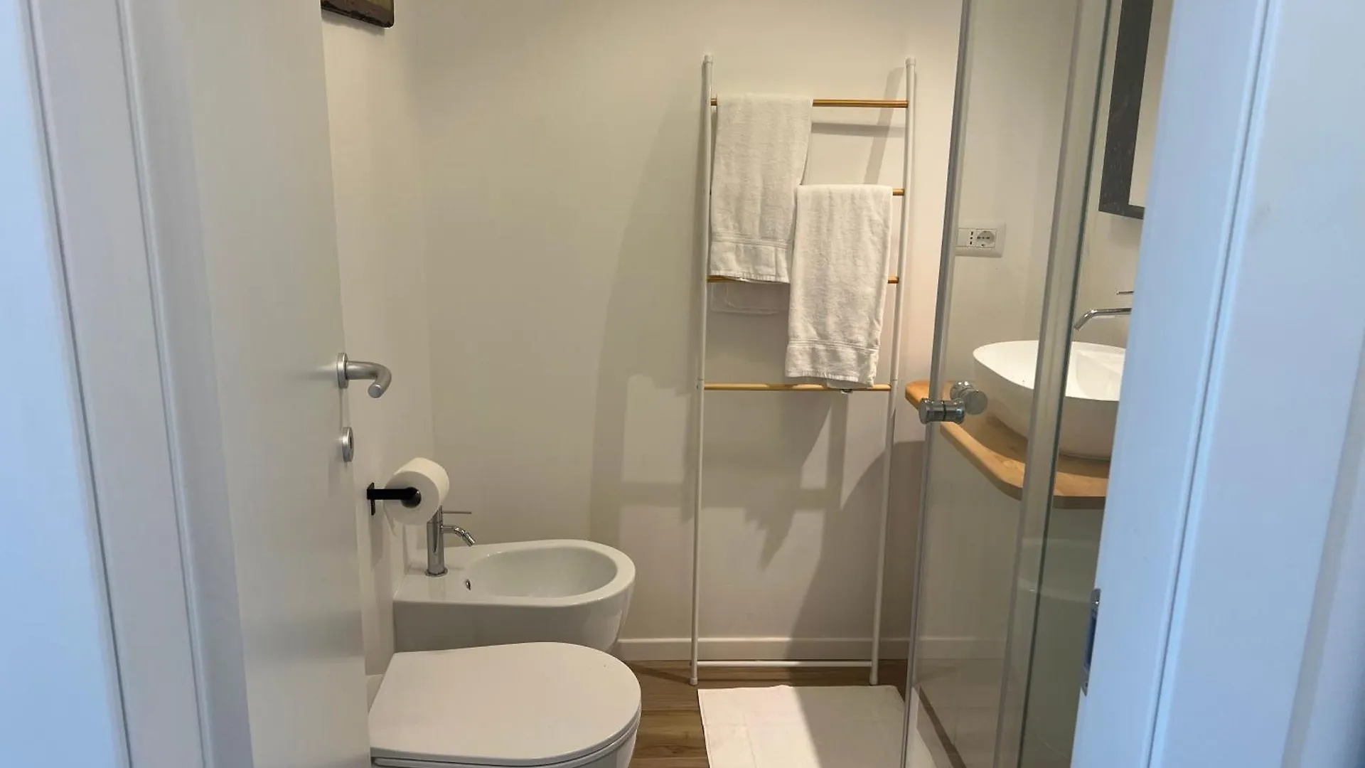 Martinetti 28 - Bilocale Nuovissimo Apartment Milan